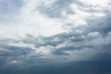 Meteorologovia hlasia slnecnu sobotu hrozi prudky vietor v horach