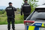Topolcianska policia obvinila paticu podozrivych zo zlodejiny