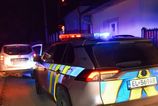 Vodic havaroval s ukradnutym autom do policajneho auta nafukal takmer dve promile