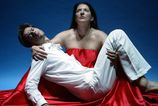 Marina Abramovic odkazuje slovenskym umelcom Odijdte a vratte sa silnejsi
