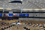 Europksy parlament schvalil rychlejsie azylove konania Vytvori sa aj zoznam bezpecnych krajin