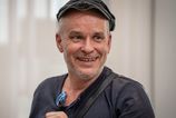 Televizia JOJ hladala novy projekt Jan Novak nasiel Misu v Kosiciach Podobas a na Emily v Parizi