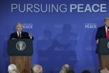 Volodymyr Zelenskyj skvelym tahom vytrel podlahu Donaldovi Trumpovi aj Putinovi
