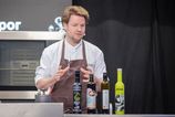 Bas van Kranen Ked som vyhodil maslo a smotanu z kuchyne prve menu bola katastrafa Dnes by ste rozdiel nespoznali