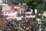 Kriza sposobena Donaldom Trumpom exploduje na miestach o kotrych sa vobec nehovori A bude to rana aku svet zrejme este nezazil
