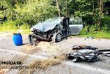 Nakladne auto na prepravu dreva na juhu SR zrejme zlyhali brzdy v protismere zrazilo osobne auto