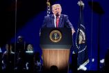 USA podla Trumpa iaria viac ne kedykovek predtm Kritikov oznail za komunistov a varoval pred odpornou hrozbou v krajine